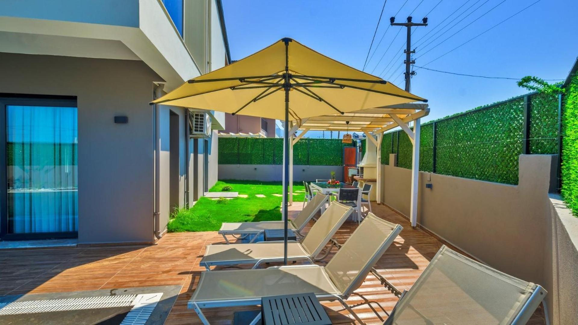 4 Bedroom - 2159 Villa
